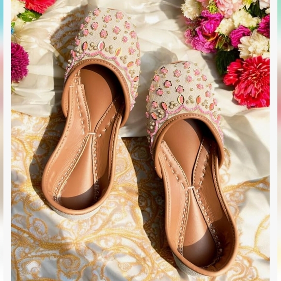 Women's Slip On Traditional Handmade Khussa Bridal Mojari Punjabi Jutti Ballet - Picture 4 of 16